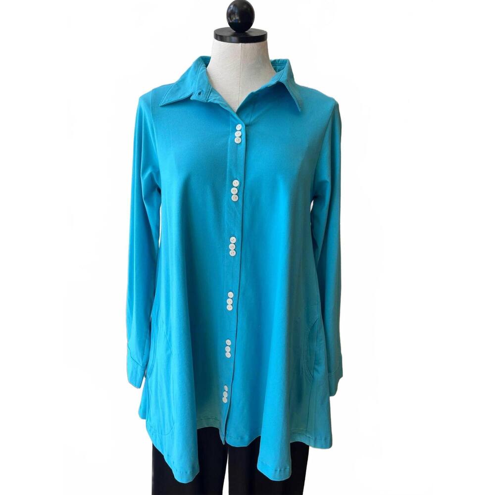 NEW FLUTTER women's button-front bunny shirt - plus in aqua